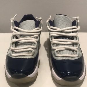 Georgetown 11 retro/grey must/white-midnight navy